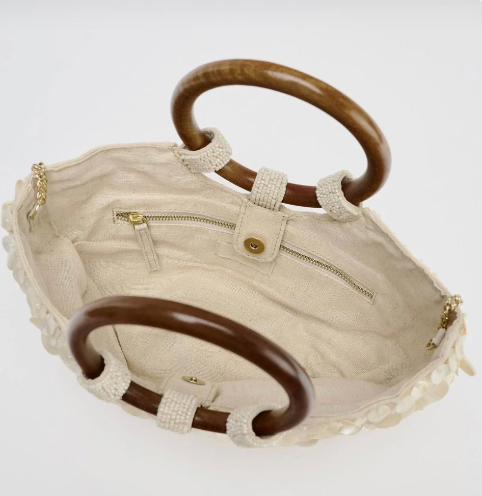 Boho Chic Perlmutt-Tasche mit Holzgriffen