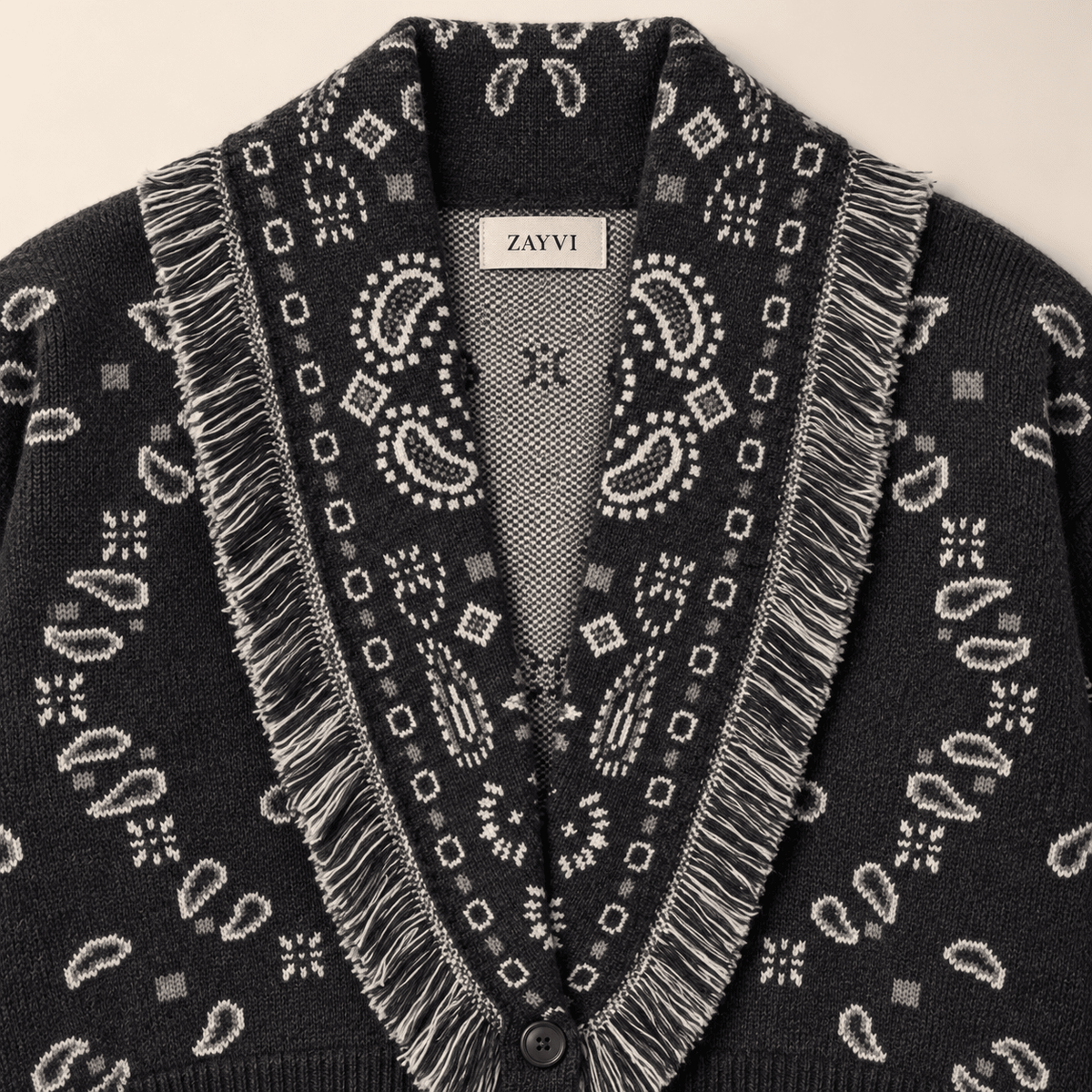 AMARA – Fransen Strickcardigan - ZAYVI