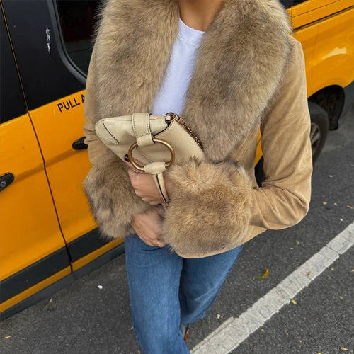 CAMILLE – Taillierter Blazer in Veloursoptik - ZAYVI