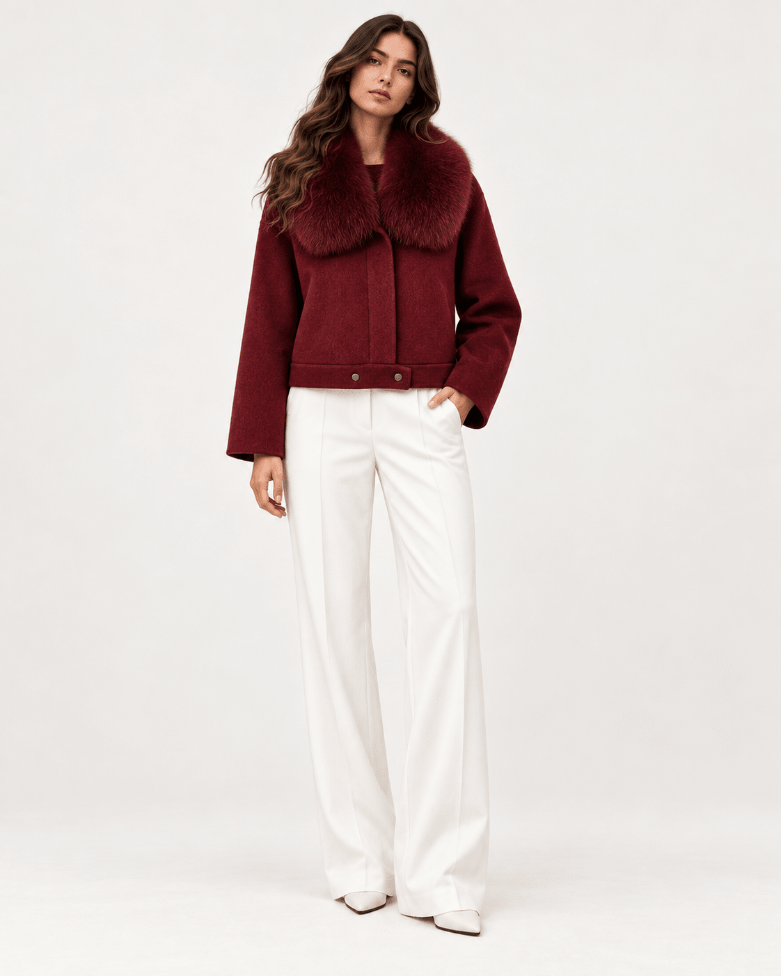 CELESTE – Kurze Wolljacke mit Fellkragen - ZAYVI