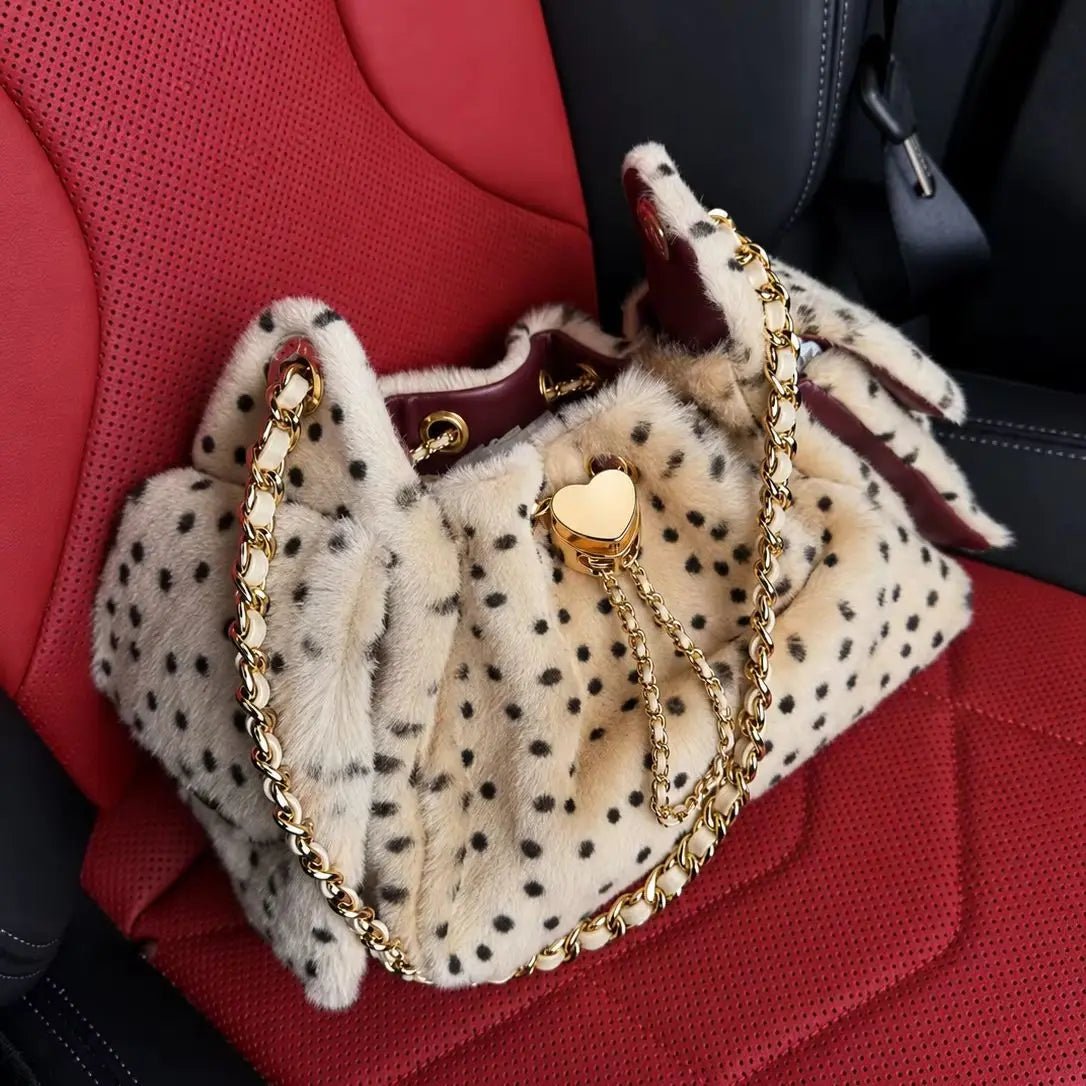 Léonie – Luxuriöse Faux-Fur Bucket Bag mit Leo-Print - JELLY FIRKING BAG