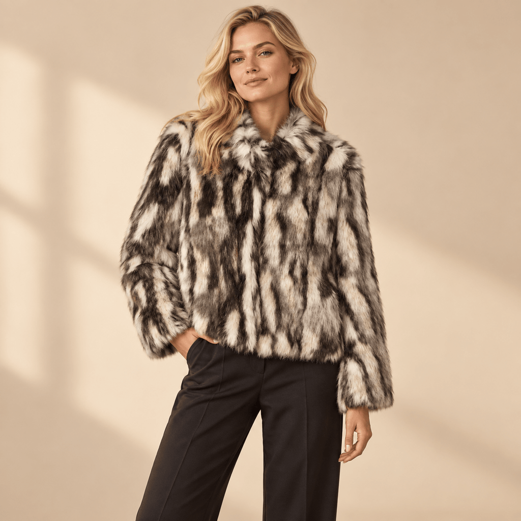 LUNA – Animal Print Kunstpelz-Stehkragenjacke - ZAYVI
