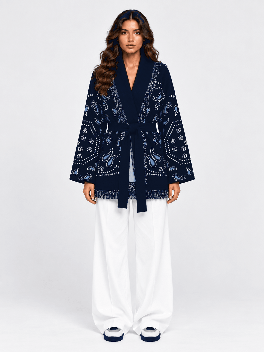 SIENNA – Dunkelblaue Wolljacke mit Bindegürtel - ZAYVI