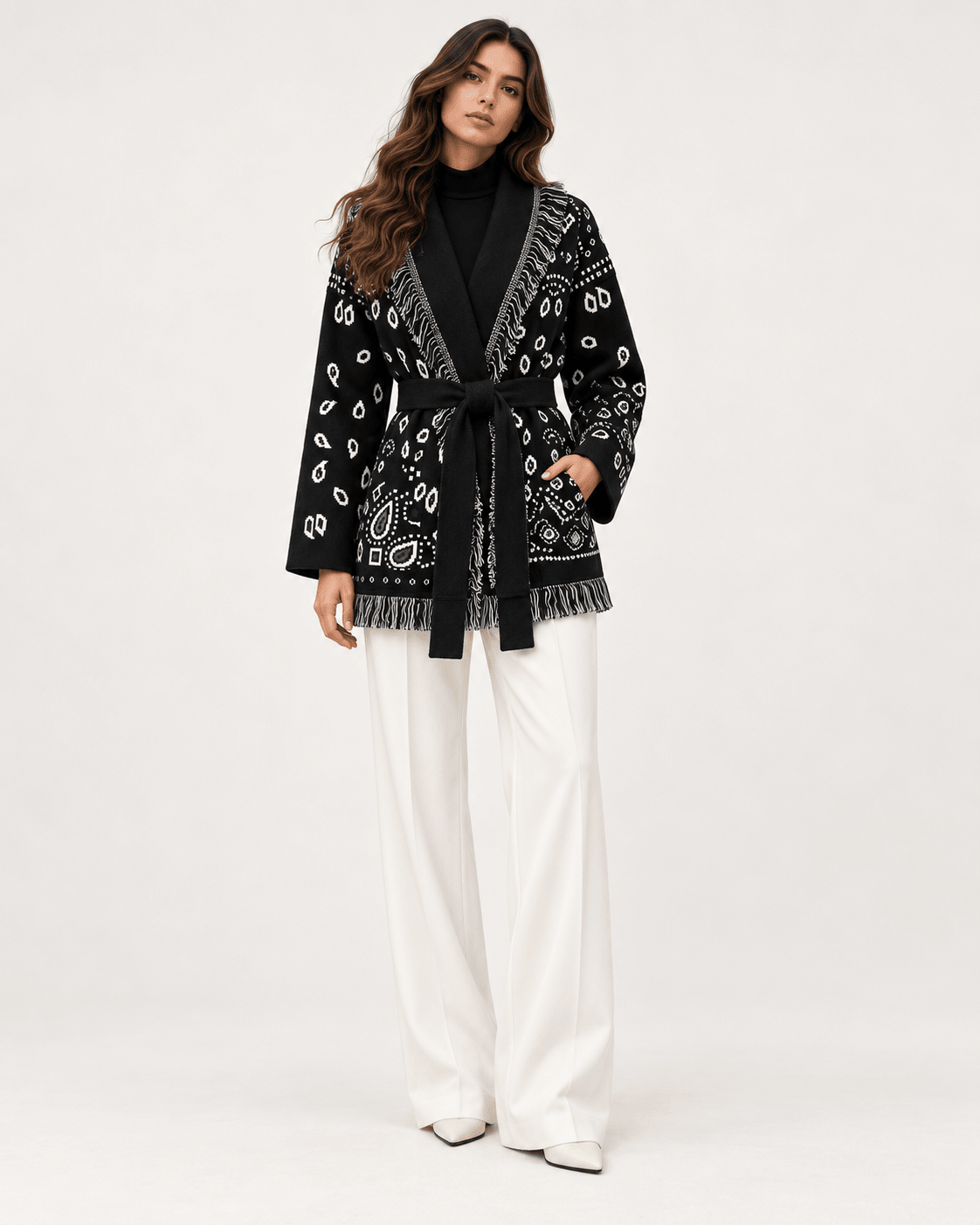 SIENNA – Schwarze Wolljacke mit Bindegürtel - ZAYVI
