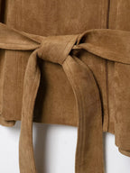 VALÉRIE – Eleganter Mantel in Veloursoptik mit Gürtel - ZAYVI